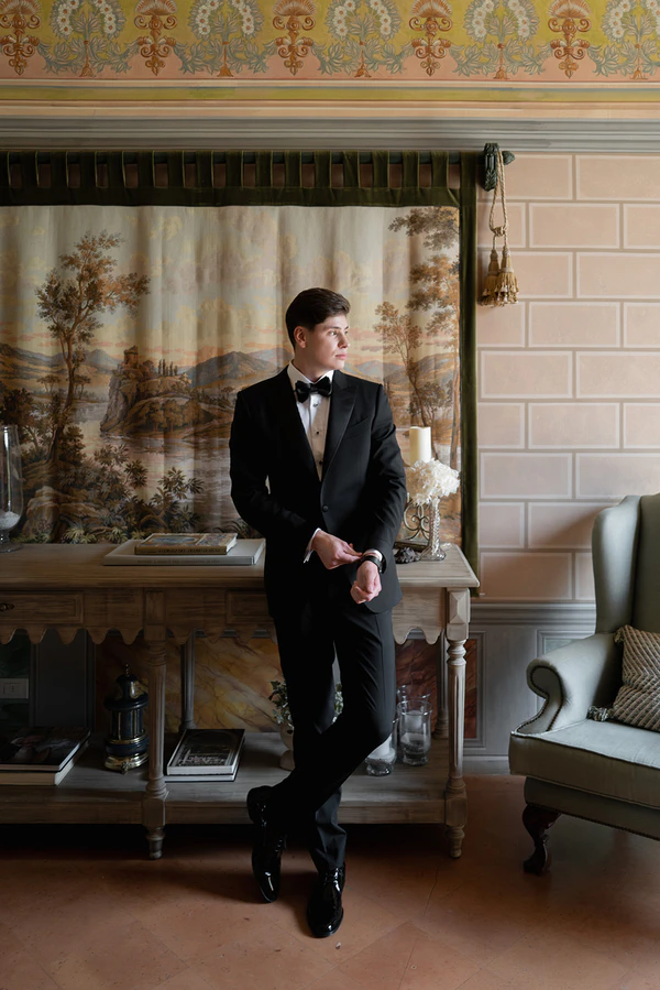 Pre-Wedding Photoshoot in a Picture-Perfect Italian Villa