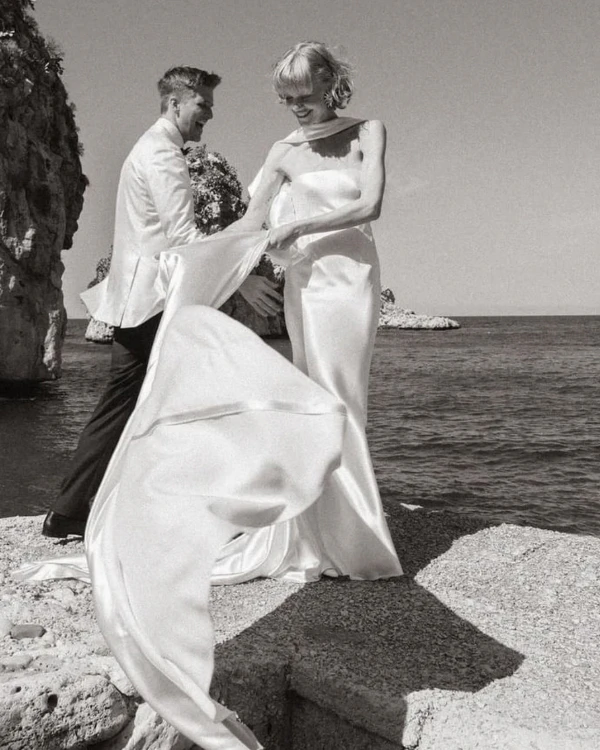35 Beach Wedding Weekend Looks: The Ultimate Bridal Style Guide