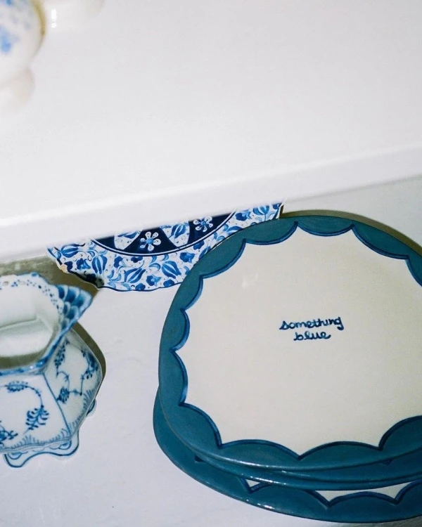 16 Online Boutiques for Unique Gifts & Favors