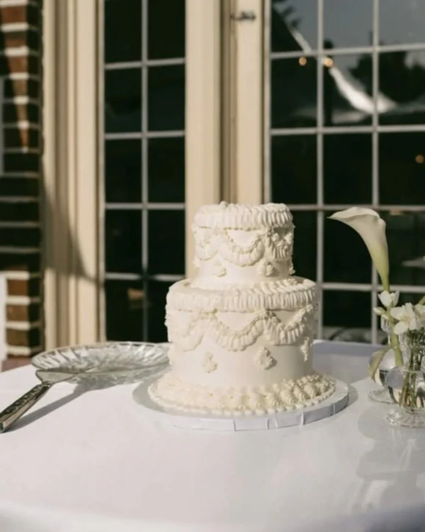 40 Timeless Event Design Ideas for an Elegant & Classic Wedding