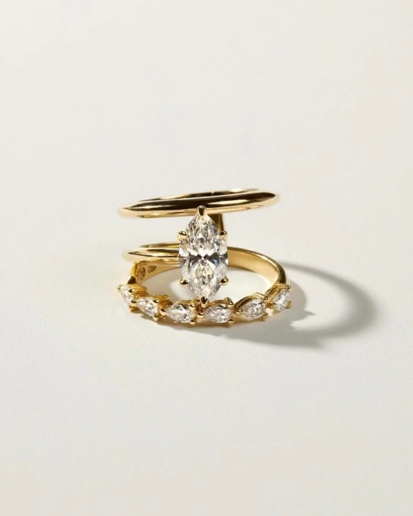 A Guide to the Chicest Engagement Ring Styles & Cuts
