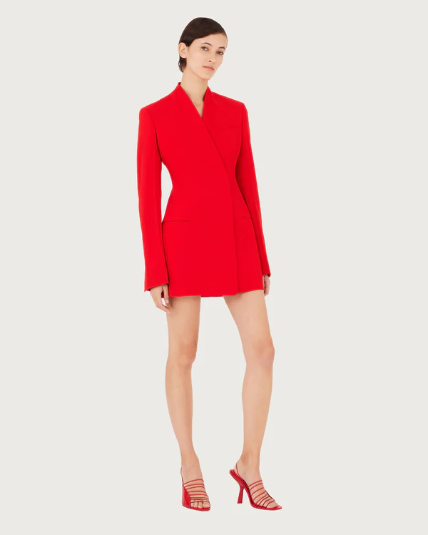 Tomato Red — the Hottest Color of Fall