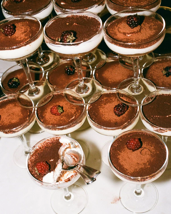 <a href="https://www.instagram.com/p/DazljVQFC1P/?img_index=1">Long Table Events</a>, Photography: <a href="https://www.instagram.com/by.thewallflower/">TheWallflower</a>