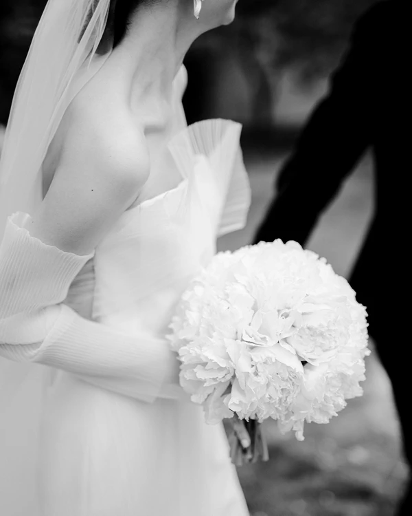 An Intimate Sustainable Wedding in China
