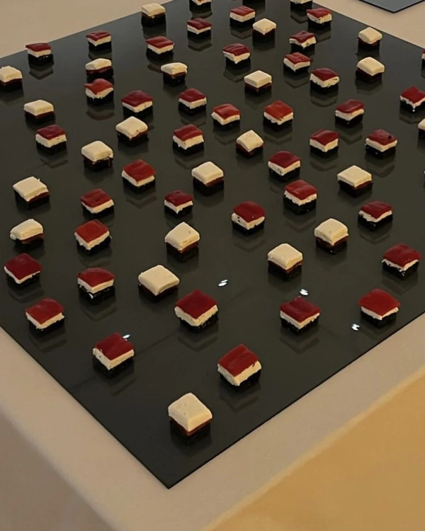 Trend: Minimalist Grazing Tables