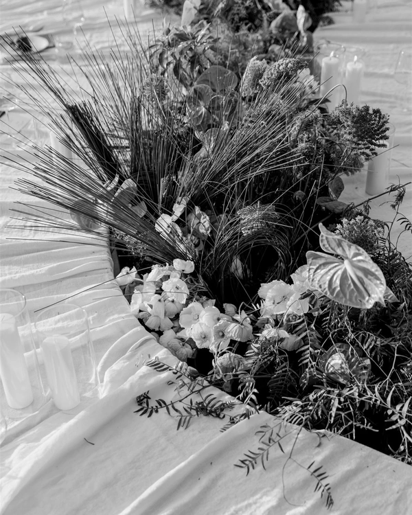 A Slim Aarons Inspired Wedding with Tropical Touches in the Byron Bay Hinterland