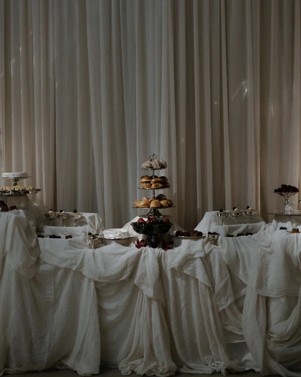 Trend: Knotted Tablecloths