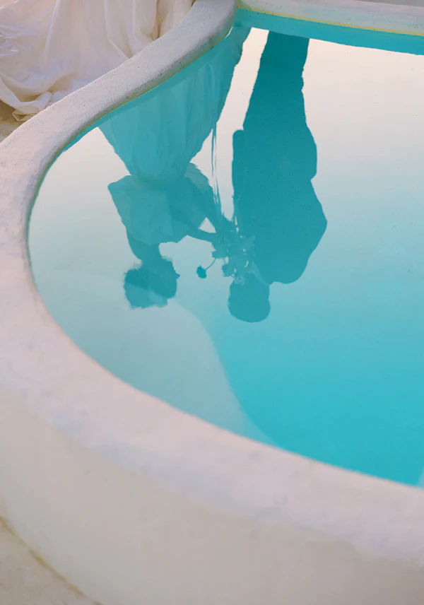 An Oceanic Elopement