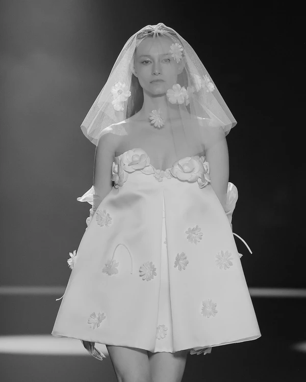 The Chicest Trends from the Spring '25 Bridal Collections