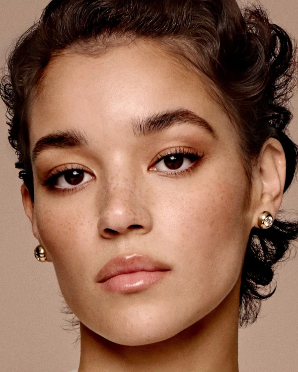 25 Fine Jewelry Stud Earrings Perfect for the Modern Bride