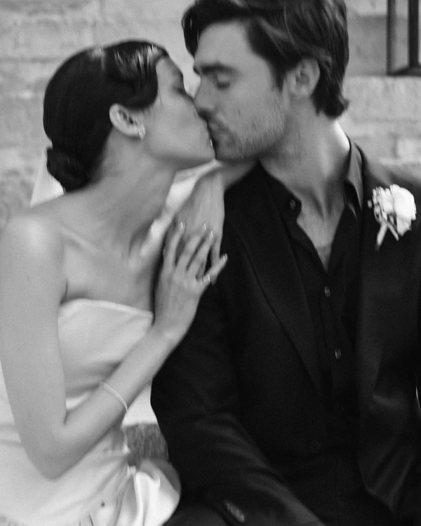 A Romantic Wedding Amidst the Rolling Hills of Umbria