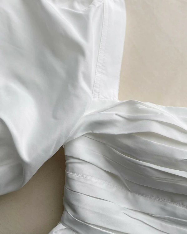 21 Maternity Dresses for Brides