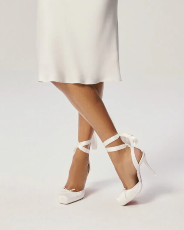 20 of the Season’s Chicest It-Girl Bridal Accessories
