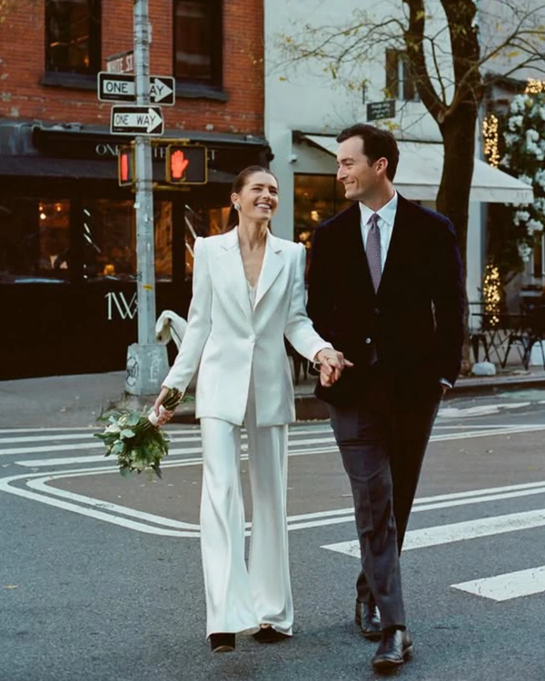 35 Chic Bridal Looks for Your Civil, Courthouse or City Hall Wedding