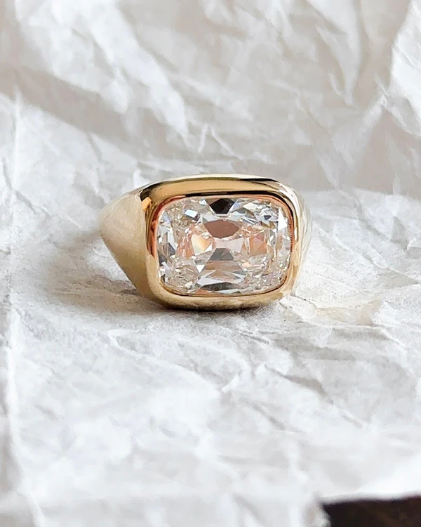 <a href="https://www.instagram.com/p/DbEAL3uB9e8/">Goodstone</a>