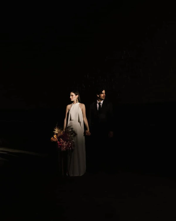 How to Look Your Best in Wedding Photos?