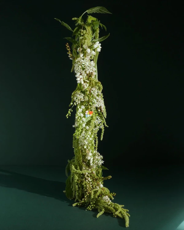 Trend: Artistic Arrangements