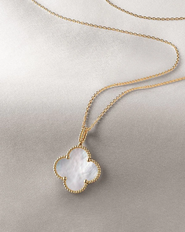 Iconic Jewelry Pieces That Will Never Go Out Of Style — photo 1