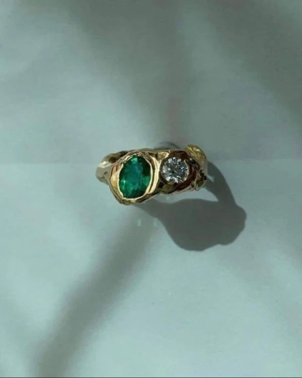Color Your Love: The Ultimate Guide to Engagement Ring Gemstones