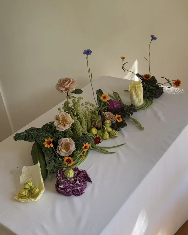 35 Artistic Fruit & Vegetable Centerpiece Arrangements — photo 1