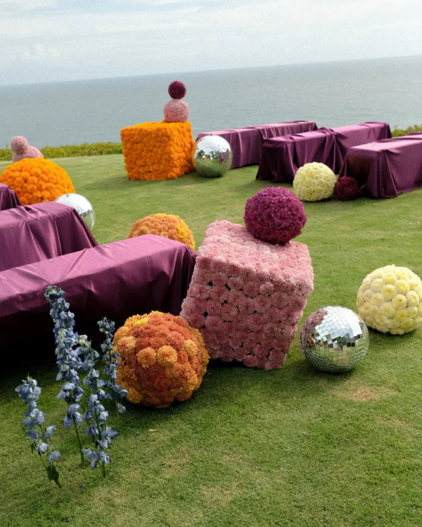 9 Fresh Color Combinations Defining Spring 2026 Weddings