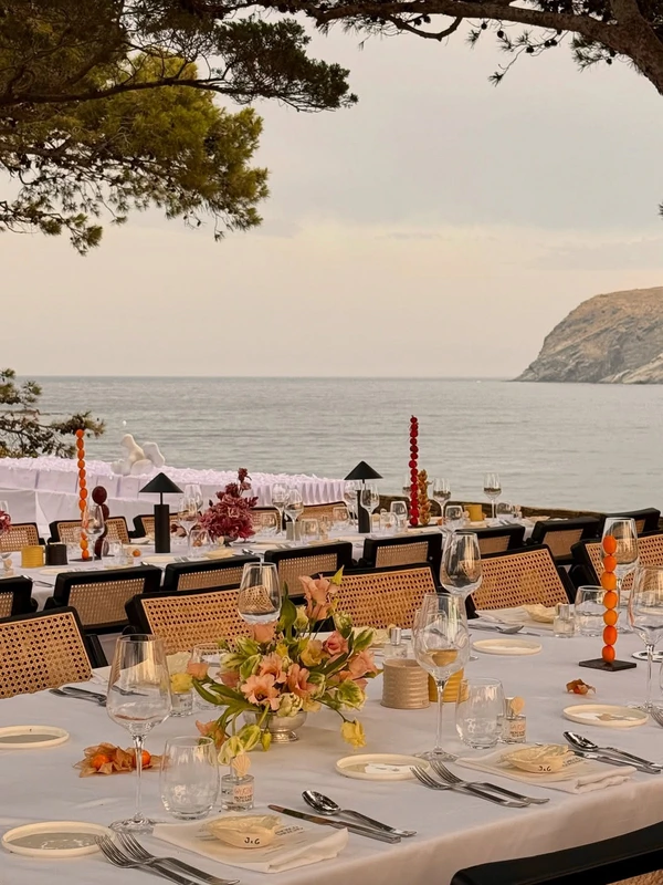Planning a Wedding Without a Wedding Planner? Here's What to Consider First — photo 2