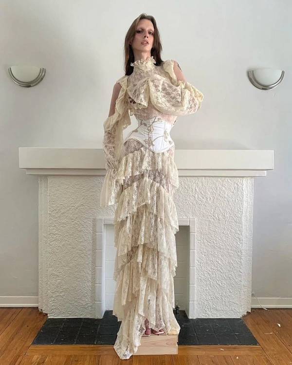 The Chicest Looks & Trends from the Spring '26 Bridal Collections
