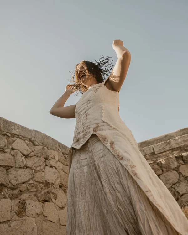A Playful & Artistic Rural Wedding in Countryside of Madrid