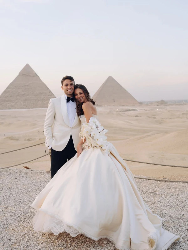 The $100K vs $300K Wedding: The Difference Between Looking Luxury & Feeling Luxury — photo 1