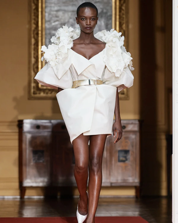 The Best Wedding Looks from Paris Haute Couture Fashion Week F/W'22