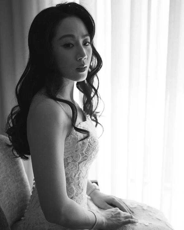 A Unique Fusion of Italian, Spanish & Chinese Cultures in this Chic Madrid Garden Wedding