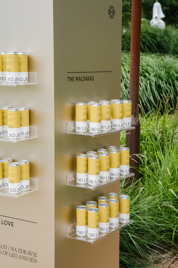A Contemporary Chrome & Chartreuse Black-Tie Wedding Reimagines the Southern Highlands