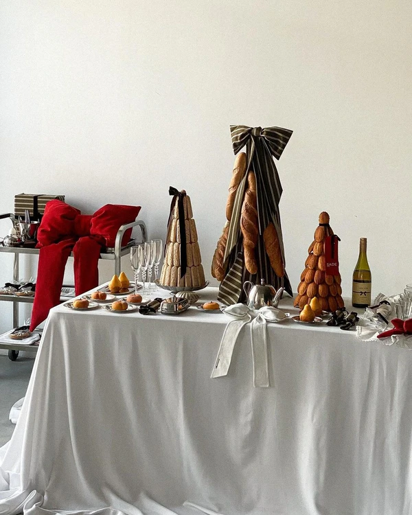 Trend: Croquembouche Wedding Desserts