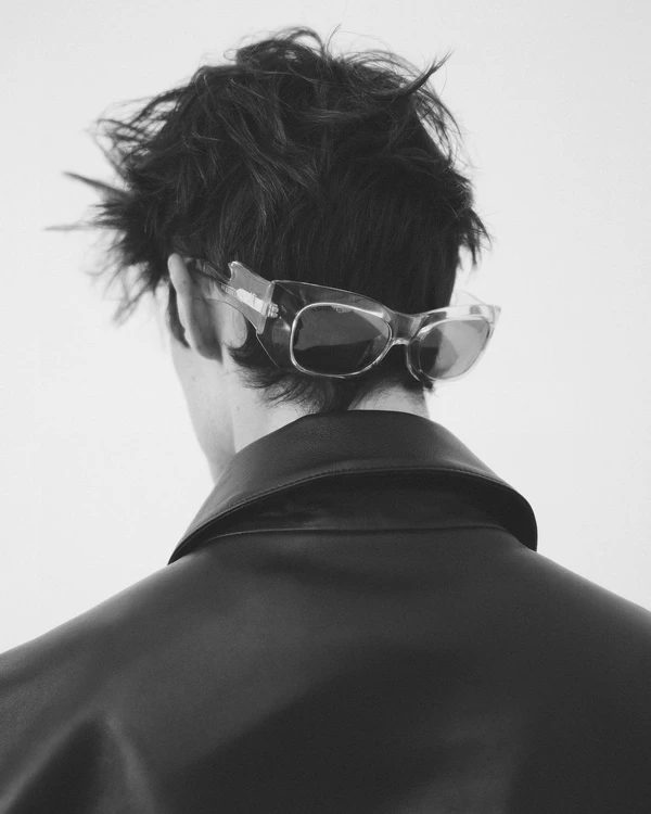 Accessories for Fashion-Forward Grooms — photo 1