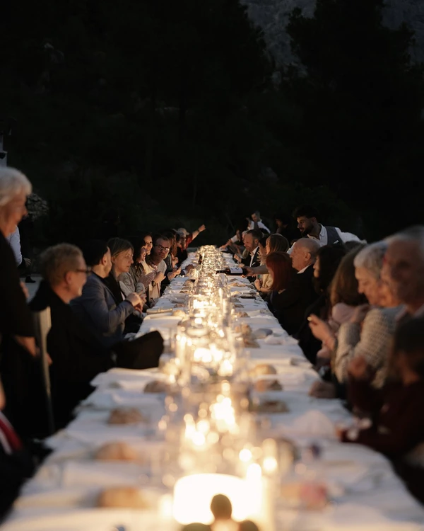 A Mediterranean Sunset Soirée With a Fresh Citrus Sixties Twist