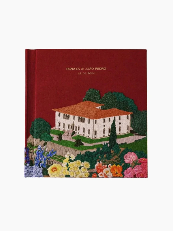 <a href="https://thegoto.com/products/bespoke-wedding-photo-album?variant=55557604639107&amp;_pos=1&amp;_sid=ec453cdd7&amp;_ss=r">THE GO-TO Bespoke Wedding Photo Album, $2,342</a>