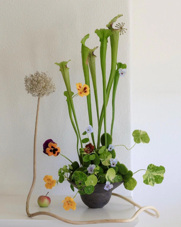 35 Ikebana-Inspired Floral Arrangement Ideas
