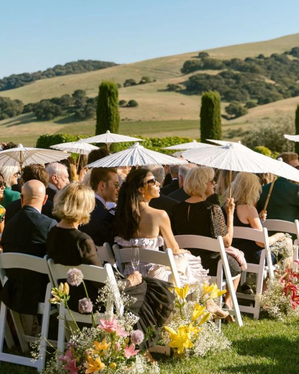 14 Common Wedding Guest Complaints to Avoid