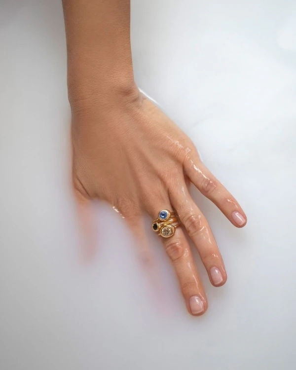 Color Your Love: The Ultimate Guide to Engagement Ring Gemstones