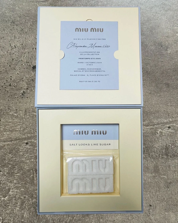 30 Creative Fashion Show Invitations to Inspire Your Wedding Stationery