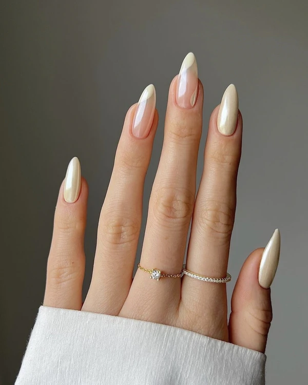 30 Minimalist Nail Designs