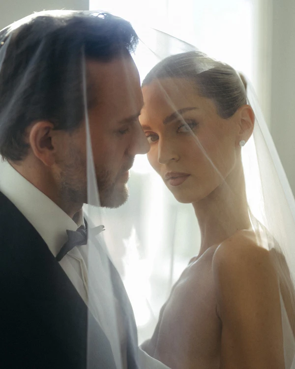 From Roman Garden Romance to a Red-Lit Nightclub at This Villa Aurelia Wedding