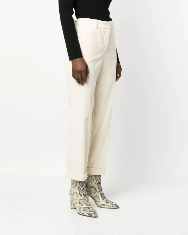 Stylish Pantsuits for a Modern-Day Bridal Look
