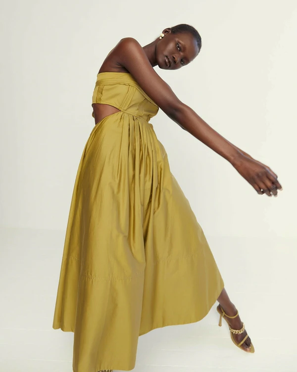 Here Are Summer Maternity Dresses For Wedding Guests