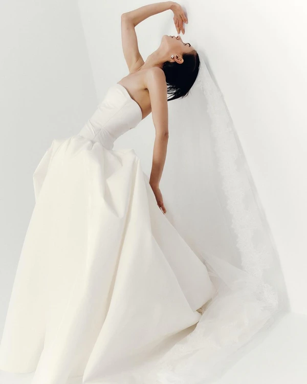 45 Strapless Wedding Dresses