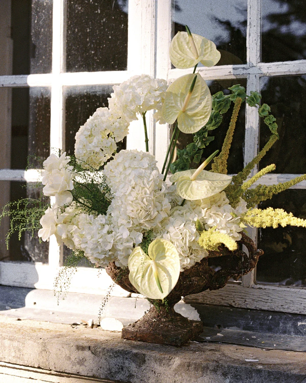 An Old-World Elegant Wedding at an 18th-Century French Château