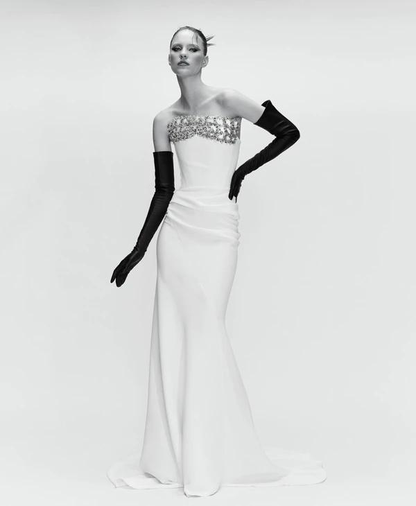 Best Wedding Dress Styles for Smaller Chest