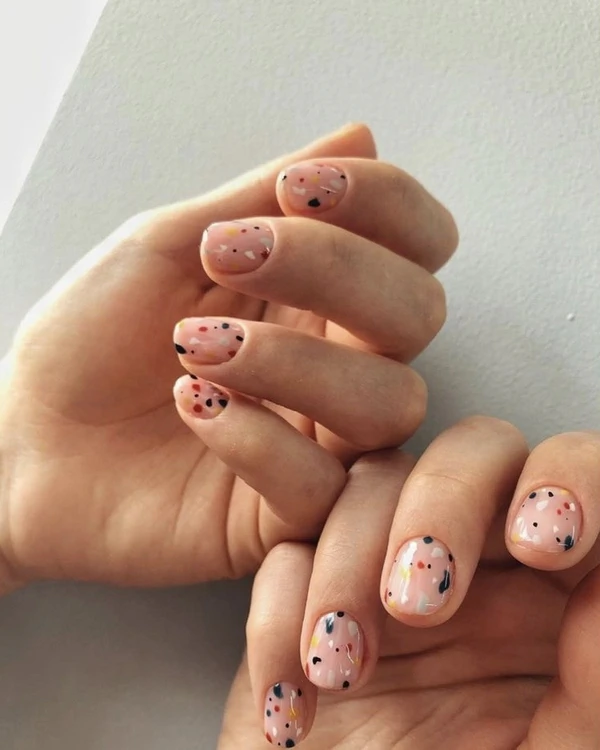 Colorful Manicure for a Wedding