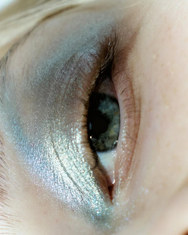 The Cool Bride’s Guide to Effortless Beauty