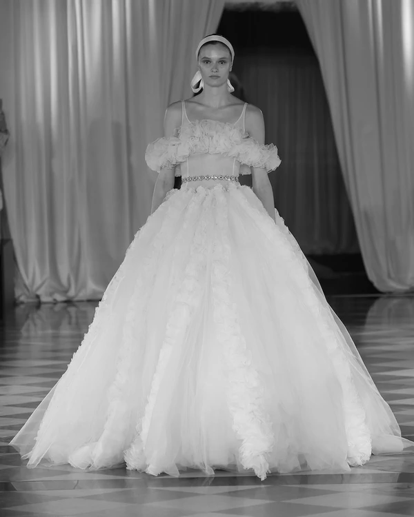 The Chicest Trends from the Spring '25 Bridal Collections